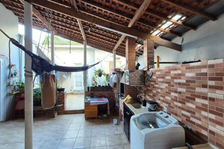 Casa para alugar com 238m², 4 quartos e 3 vagas Casa para alugar com 238m², 4 quartos e 3 vagasVista do Quarto 2