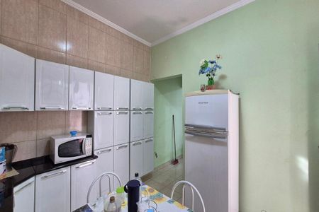 Casa para alugar com 238m², 4 quartos e 3 vagas Casa para alugar com 238m², 4 quartos e 3 vagasCozinha