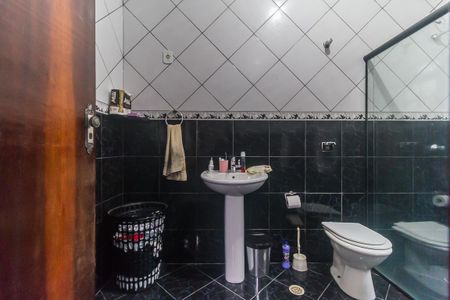 Casa para alugar com 152m², 3 quartos e 5 vagas Casa para alugar com 152m², 3 quartos e 5 vagasBanheiro da Suíte