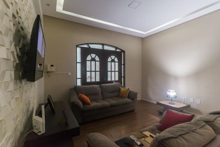 Casa para alugar com 152m², 3 quartos e 5 vagas Casa para alugar com 152m², 3 quartos e 5 vagasSala