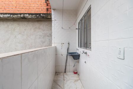 Casa para alugar com 70m², 2 quartos e sem vaga