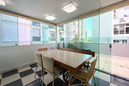 Apartamento à venda com 142m², 3 quartos e 2 vagasEspaço Gourmet