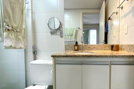 Banheiro da Suíte de apartamento à venda com 3 quartos, 142m² em Gutierrez, Belo Horizonte