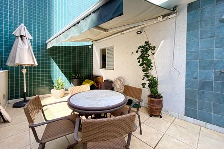 Apartamento à venda com 142m², 3 quartos e 2 vagasCobertura