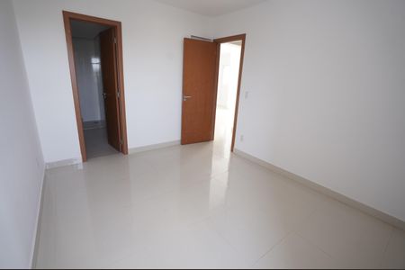 Apartamento à venda com 76m², 3 quartos e 2 vagas