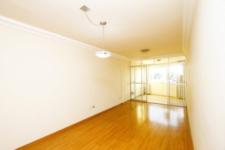 Apartamento à venda com 100m², 3 quartos e 3 vagasSala
