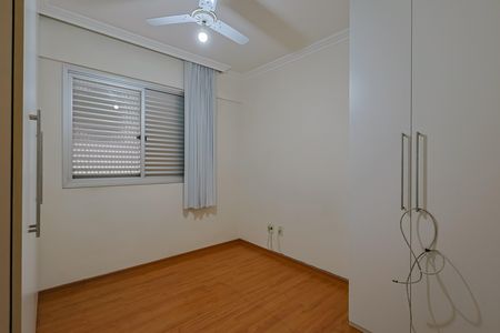 Apartamento à venda com 100m², 3 quartos e 3 vagas Apartamento à venda com 100m², 3 quartos e 3 vagasQuarto 2