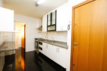 Apartamento à venda com 100m², 3 quartos e 3 vagasCozinha