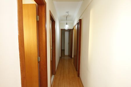 Apartamento à venda com 100m², 3 quartos e 3 vagasCorredor