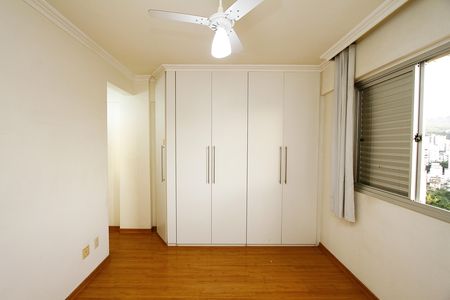 Apartamento à venda com 100m², 3 quartos e 3 vagasQuarto 3 - Suíte