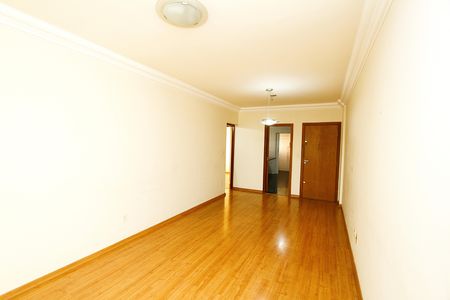 Apartamento à venda com 100m², 3 quartos e 3 vagasSala