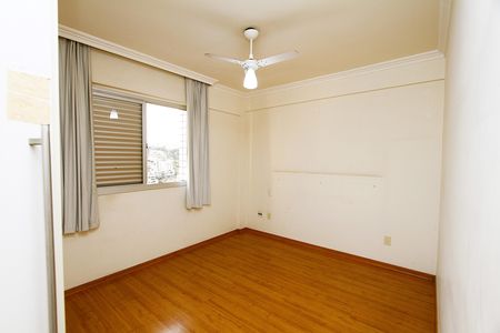 Apartamento à venda com 100m², 3 quartos e 3 vagasQuarto 3 - Suíte