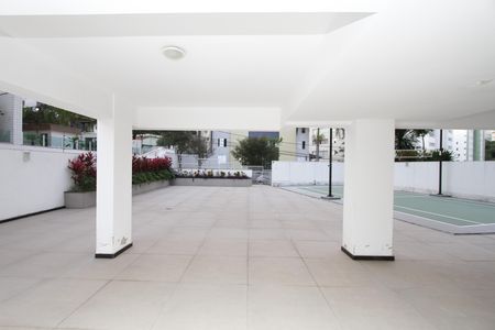 Apartamento à venda com 100m², 3 quartos e 3 vagasHall