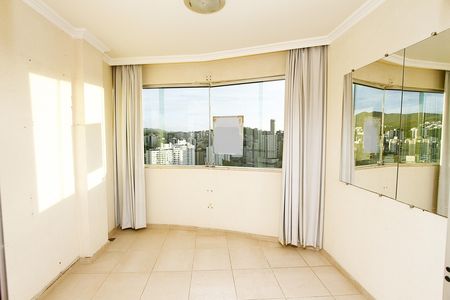 Apartamento à venda com 100m², 3 quartos e 3 vagasVaranda da Sala