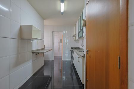 Apartamento à venda com 100m², 3 quartos e 3 vagas Apartamento à venda com 100m², 3 quartos e 3 vagasCozinha