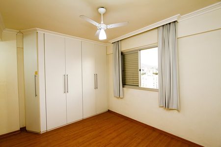 Apartamento à venda com 100m², 3 quartos e 3 vagasQuarto 3 - Suíte