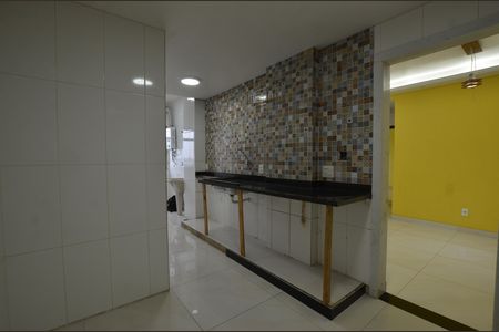Apartamento à venda com 78m², 2 quartos e 1 vagaCozinha