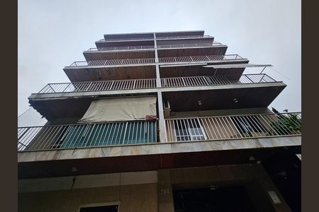 Apartamento à venda com 78m², 2 quartos e 1 vaga Apartamento à venda com 78m², 2 quartos e 1 vagaFachada