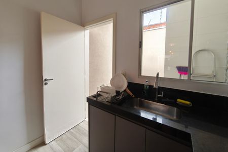 Casa à venda com 80m², 2 quartos e 1 vaga Casa à venda com 80m², 2 quartos e 1 vagaCozinha
