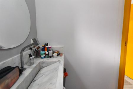 Casa à venda com 80m², 2 quartos e 1 vaga Casa à venda com 80m², 2 quartos e 1 vagaBanheiro Social