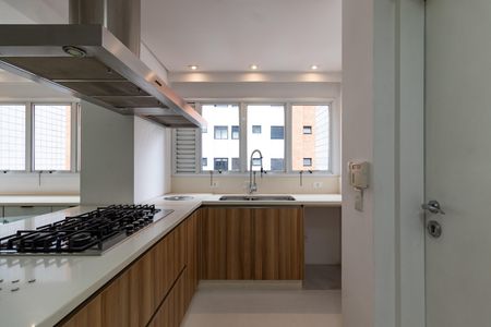 Apartamento para alugar com 362m², 3 quartos e 5 vagas Apartamento para alugar com 362m², 3 quartos e 5 vagasCozinha