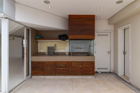 Apartamento para alugar com 362m², 3 quartos e 5 vagas Apartamento para alugar com 362m², 3 quartos e 5 vagasCobertura