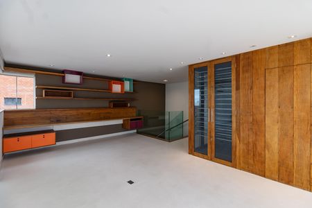 Apartamento para alugar com 362m², 3 quartos e 5 vagas Apartamento para alugar com 362m², 3 quartos e 5 vagasCobertura