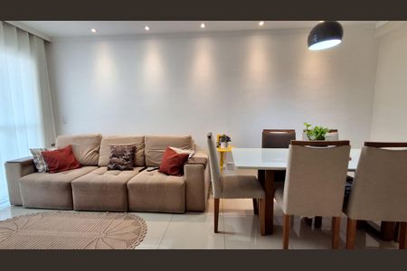 Apartamento à venda com 88m², 2 quartos e 1 vaga Apartamento à venda com 88m², 2 quartos e 1 vagaSala