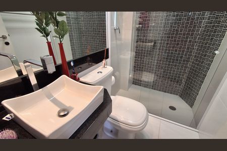 Apartamento à venda com 88m², 2 quartos e 1 vaga Apartamento à venda com 88m², 2 quartos e 1 vagaBanheiro Social