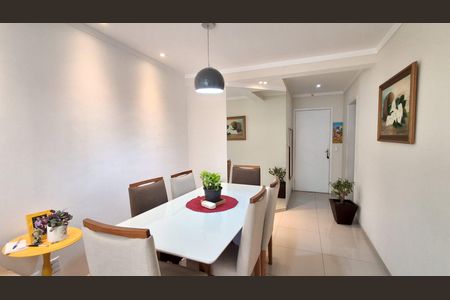 Apartamento à venda com 88m², 2 quartos e 1 vaga Apartamento à venda com 88m², 2 quartos e 1 vagaSala