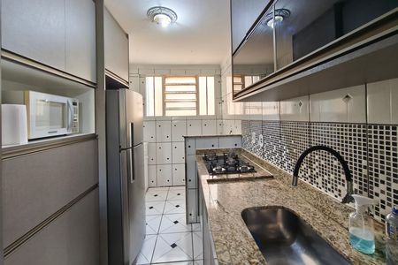Apartamento à venda com 58m², 2 quartos e 1 vaga Apartamento à venda com 58m², 2 quartos e 1 vagaCozinha