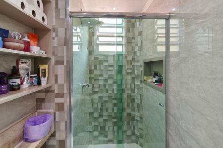 Apartamento à venda com 58m², 2 quartos e 1 vaga Apartamento à venda com 58m², 2 quartos e 1 vagaBanheiro