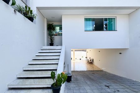 Garagem de casa à venda com 2 quartos, 223m² em Baeta Neves, São Bernardo do Campo