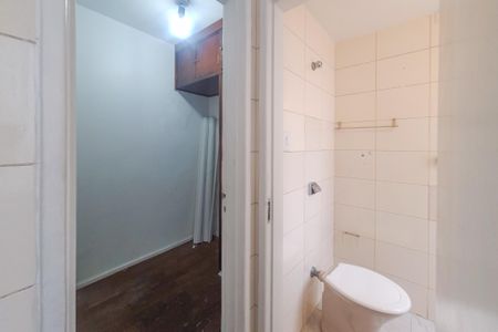 Apartamento à venda com 140m², 3 quartos e 2 vagas Apartamento à venda com 140m², 3 quartos e 2 vagasÁrea de Serviço