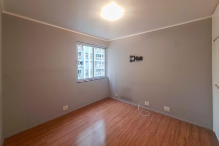 Apartamento à venda com 140m², 3 quartos e 2 vagas Apartamento à venda com 140m², 3 quartos e 2 vagasQuarto 1