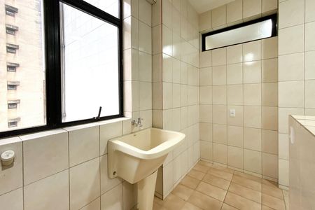 Apartamento à venda com 84m², 3 quartos e sem vaga Apartamento à venda com 84m², 3 quartos e sem vagaÁrea de Serviço