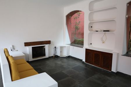 Casa para alugar com 4 quartos, 428m² em Interlagos, São Paulo