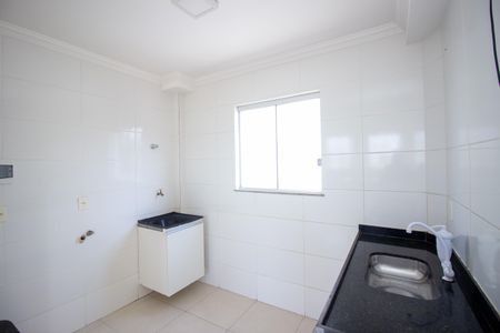 Apartamento para alugar com 42m², 2 quartos e 1 vaga Apartamento para alugar com 42m², 2 quartos e 1 vagaCozinha e Área de Serviço