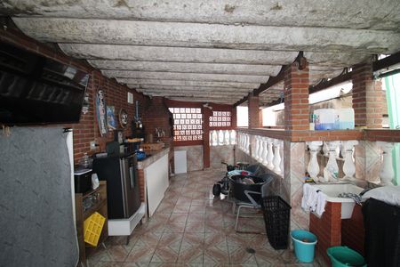 Casa à venda com 600m², 2 quartos e 2 vagasÁrea de Serviço