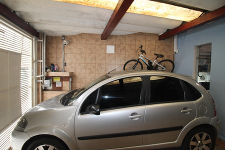 Casa à venda com 600m², 2 quartos e 2 vagasGaragem