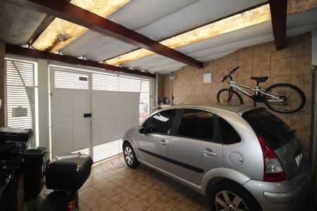 Casa à venda com 600m², 2 quartos e 2 vagasGaragem