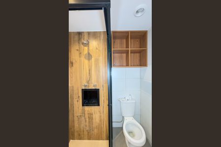 Banheiro de kitnet/studio para alugar com 1 quarto, 24m² em Vila Cordeiro, São Paulo
