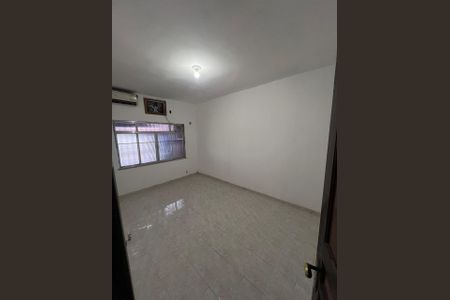 Sala de casa para alugar com 2 quartos, 180m² em Parque Anchieta, Nilópolis