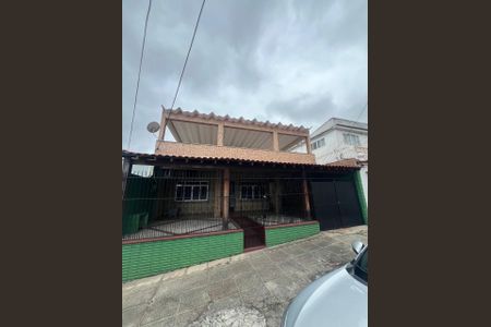 Fachada de casa para alugar com 2 quartos, 180m² em Parque Anchieta, Nilópolis