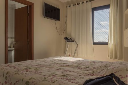 Apartamento para alugar com 72m², 2 quartos e 2 vagas Apartamento para alugar com 72m², 2 quartos e 2 vagasSuíte 1