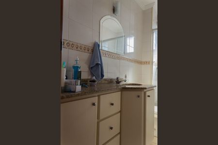 Apartamento para alugar com 72m², 2 quartos e 2 vagas Apartamento para alugar com 72m², 2 quartos e 2 vagasBanheiro
