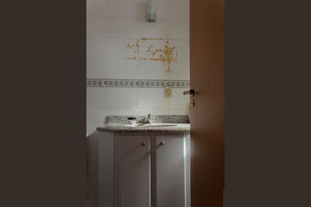 Apartamento para alugar com 72m², 2 quartos e 2 vagas Apartamento para alugar com 72m², 2 quartos e 2 vagasBanheiro da Suíte 1