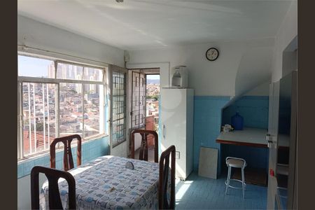 Casa à venda com 4 quartos, 302m² em Vila Celeste, São Paulo