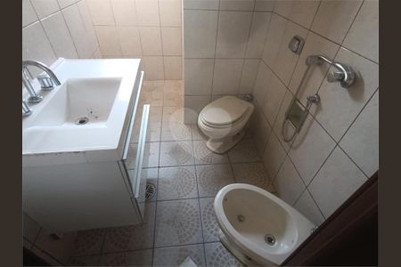 Casa à venda com 4 quartos, 302m² em Vila Celeste, São Paulo