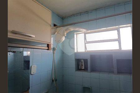 Casa à venda com 4 quartos, 302m² em Vila Celeste, São Paulo